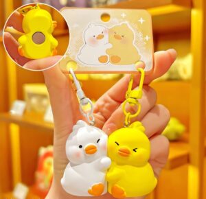 Snappy magnetic Ducks couple keychain