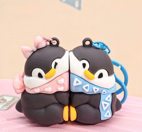 New Magnetic Penguin Couple Keychain