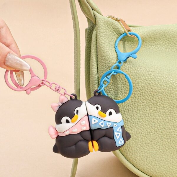 New Magnetic Penguin Couple Keychain